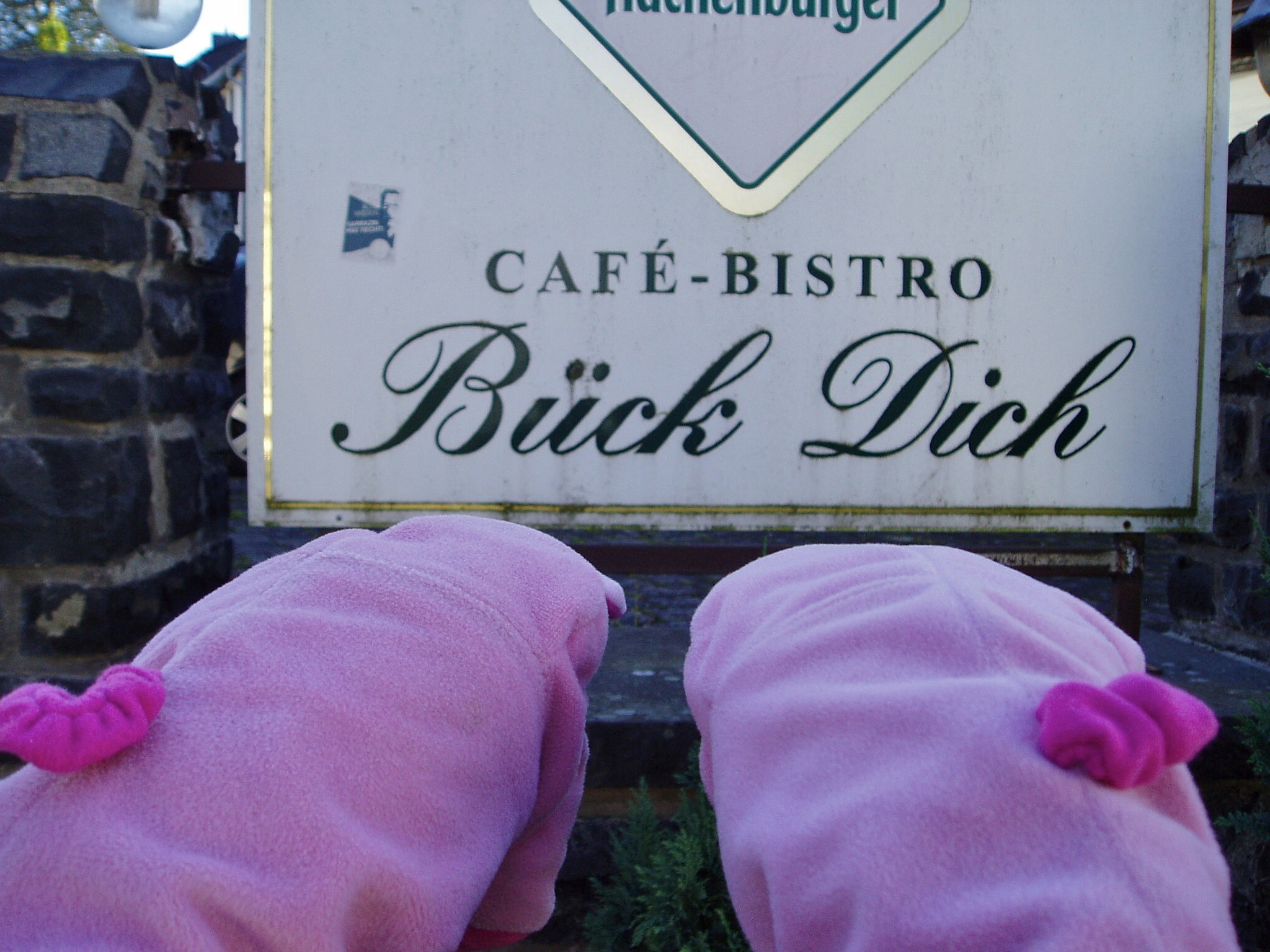 Bitteschön! Wenn's denn sein soll!